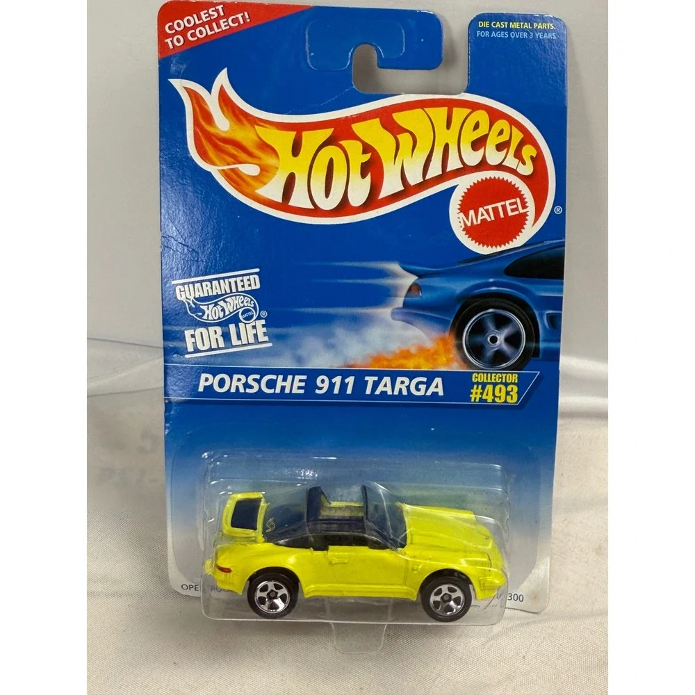 Hot Wheels Porsche 911 Targa Yellow Collector 493 Vintage 1996 Diecast Car 16300
